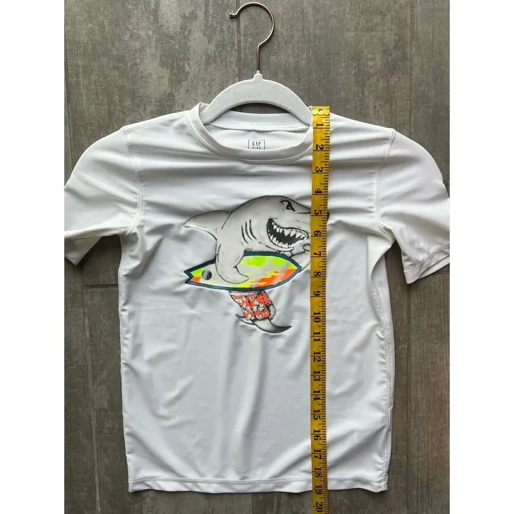 $40 GAP KIDS Swim Shirt Short Sleeve Rash Guard Surf Shark Beach Top Boys S 6-7
